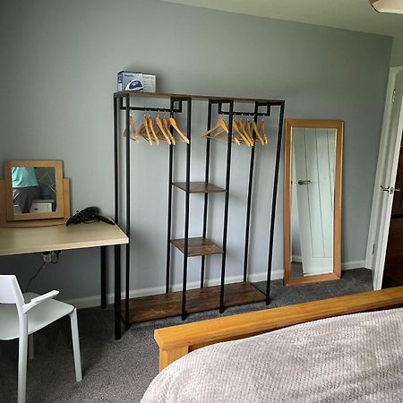 'Kodi'S Place' Well Appointed 1 Bedroom Apartment With Excellent Transport Links And Free Wi-Fi Whiteabbey Eksteriør bilde