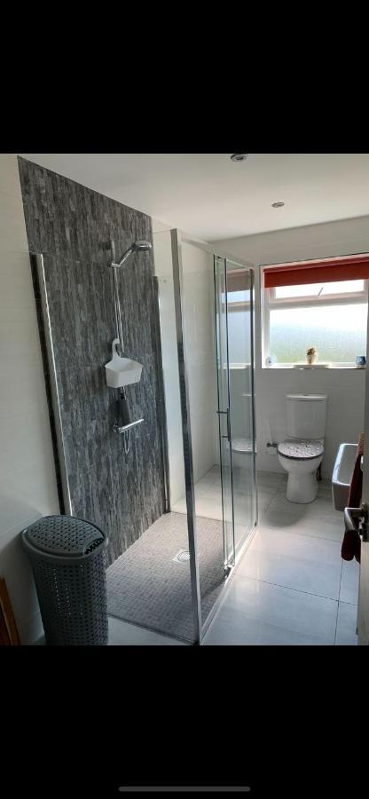 'Kodi'S Place' Well Appointed 1 Bedroom Apartment With Excellent Transport Links And Free Wi-Fi Whiteabbey Eksteriør bilde